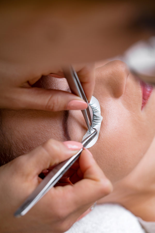 Lash Removal